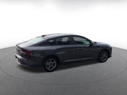 Used 2025 Kia K4 LXS image 14