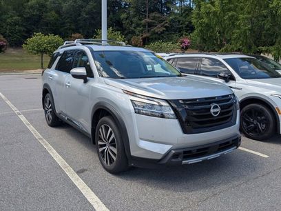 Used 2024 Nissan Pathfinder Platinum
