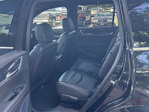 Used 2020 Cadillac XT6 Premium Luxury AWD/4WD image 15