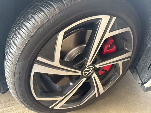 Used 2025 Volkswagen GTI SE FWD image 8