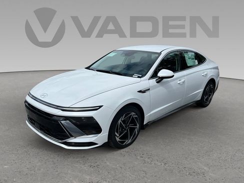 New 2026 Hyundai Sonata SEL FWD image 18