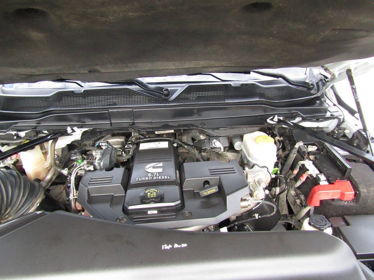Used 2024 RAM 2500 Big Horn w/ Off Road Package AWD/4WD image 10
