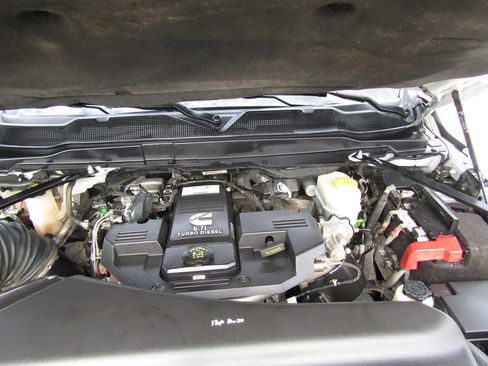 Used 2024 RAM 2500 Big Horn w/ Off Road Package AWD/4WD image 10