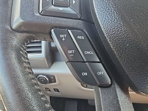 Used 2018 Ford F150 XLT w/ Equipment Group 302A Luxury AWD/4WD image 20