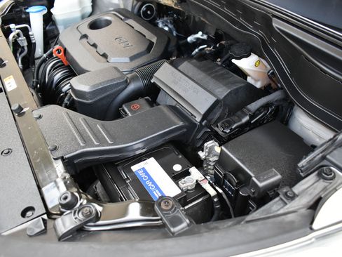 Used 2018 Hyundai Santa Fe Sport w/ 2.4L Value Package 02 image 48