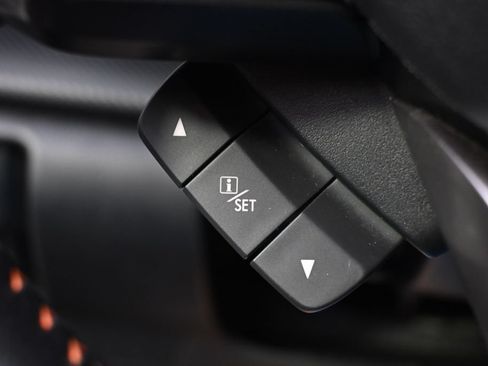 Used 2018 Subaru Crosstrek 2.0i Premium w/ Eyesight System AWD/4WD image 35