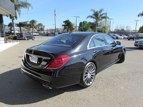 Used 2015 Mercedes-Benz S 550 Sedan image 4