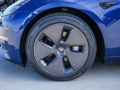 Used 2023 Tesla Model 3 Standard Range RWD image 11