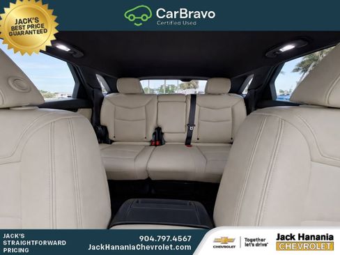 Used 2019 Cadillac XT5 FWD image 17