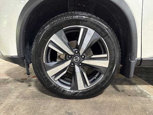 Used 2021 Nissan Rogue SL w/ Premium Package AWD/4WD image 10