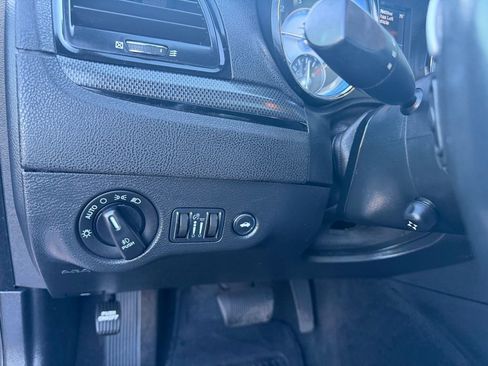 Used 2014 Chrysler 300 S w/ Luxury Group image 31