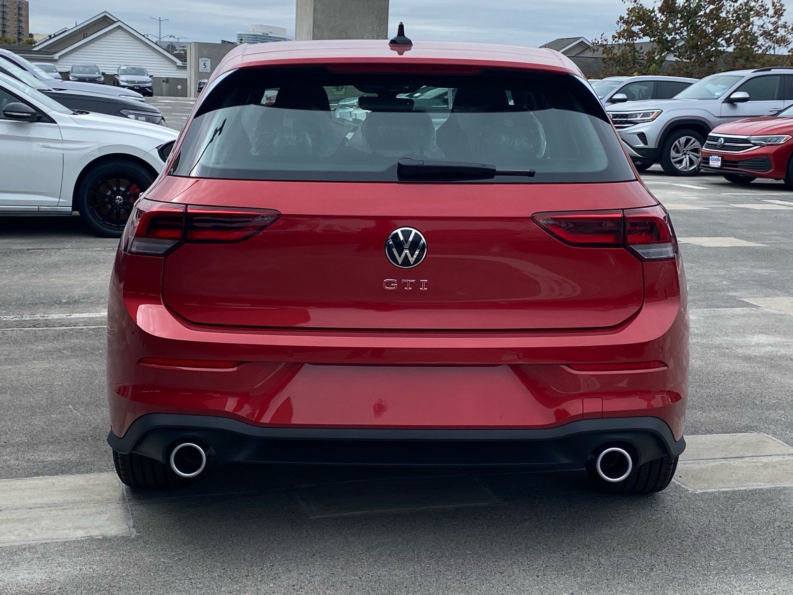 New 2026 Volkswagen GTI SE FWD image 4