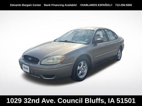 Used 2004 Ford Taurus SES FWD image 3
