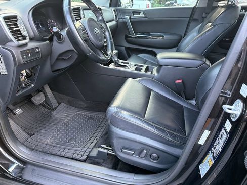 Used 2018 Kia Sportage EX FWD image 9