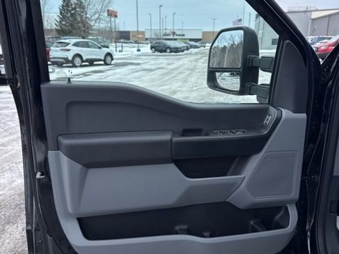 Used 2024 Ford F350 XL w/ 360-Degree Camera Package image 18