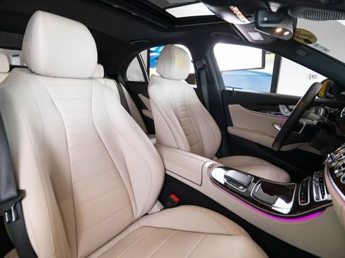 Certified 2022 Mercedes-Benz E 350 4MATIC Sedan image 5