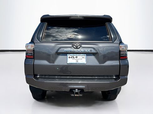 Used 2023 Toyota 4Runner SR5 Premium image 4