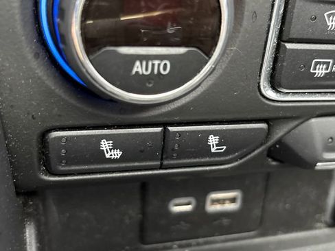 Used 2022 Chevrolet Tahoe RST AWD/4WD image 18