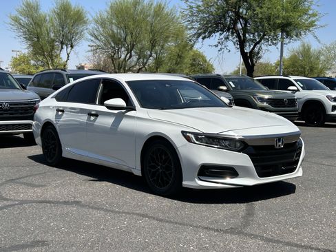 Used 2020 Honda Accord Sport image 6