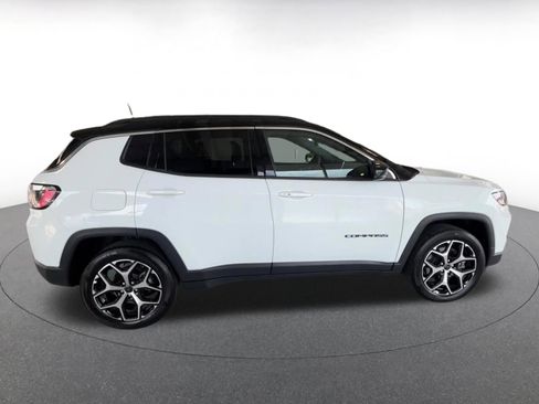 Used 2025 Jeep Compass Limited AWD/4WD image 22