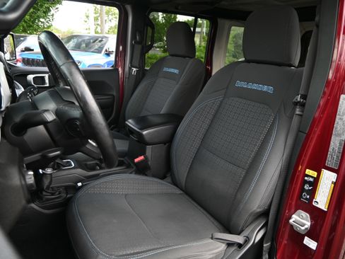 Used 2021 Jeep Wrangler Unlimited Sport AWD/4WD image 16