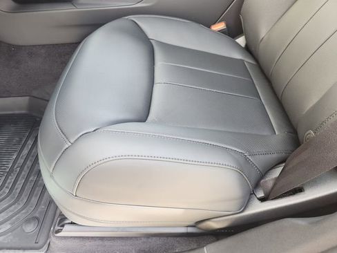 New 2026 Land Rover Range Rover Sport Dynamic SE image 17