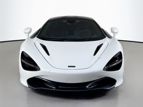 Used 2018 McLaren 720S Performance image 11