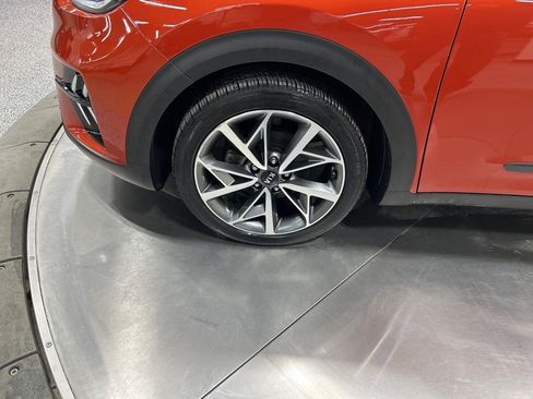 Used 2021 Kia Niro Touring w/ Paint Protection Package image 30
