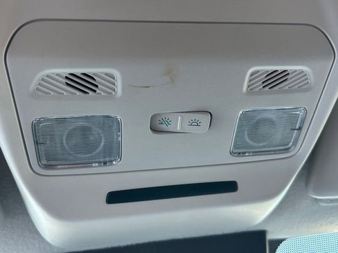 Used 2023 Ford Transit 350 XLT image 44