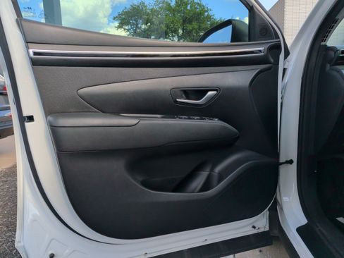 Used 2023 Hyundai Tucson SEL w/ Convenience Package FWD image 13