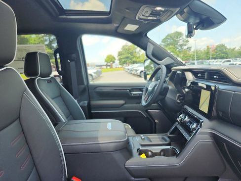 New 2026 GMC Sierra 2500 AT4X AWD/4WD image 7