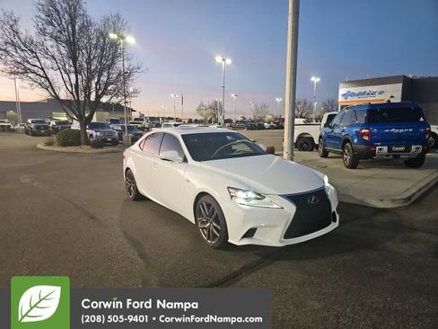 Used 2016 Lexus IS 350 image 4