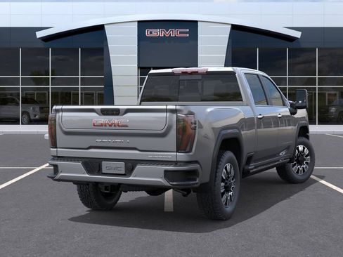 New 2026 GMC Sierra 2500 Denali w/ Denali Reserve Package AWD/4WD image 4