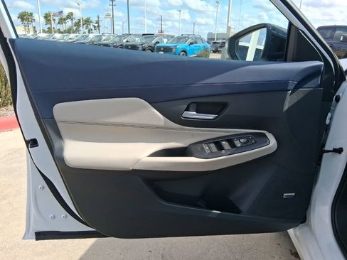 New 2026 Nissan Sentra SL w/ Floor Mat Package FWD image 21