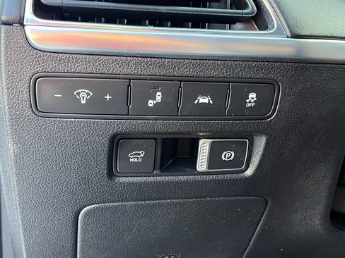 Used 2021 Hyundai Palisade Calligraphy image 32