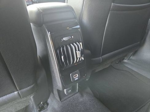Used 2023 Jeep Compass Limited AWD/4WD image 31