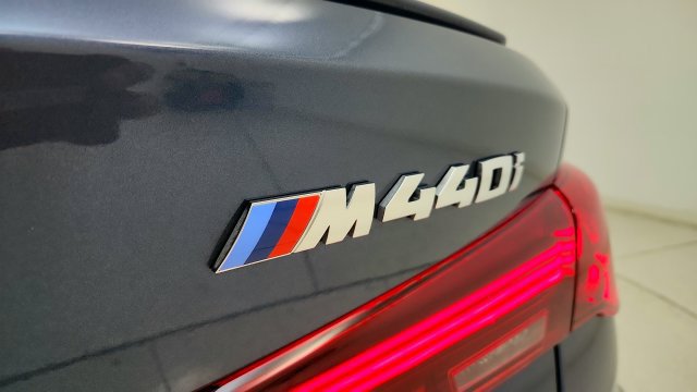 Used 2026 BMW M440i Coupe RWD image 35