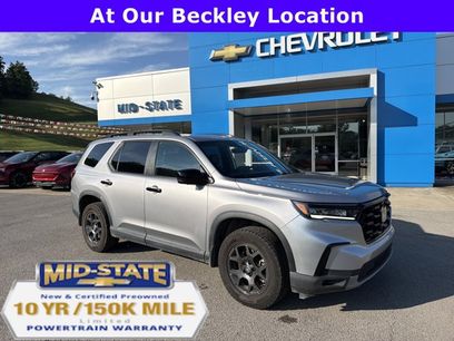 Used 2025 Honda Pilot TrailSport
