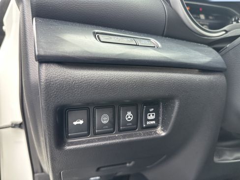 Used 2023 Nissan Maxima Platinum w/ Sport Mat Group image 11