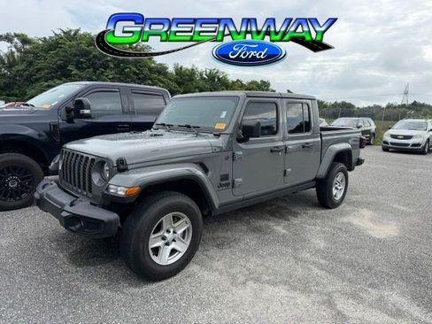 Used 2022 Jeep Gladiator Sport AWD/4WD image 1