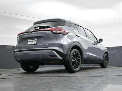 Used 2024 Nissan Kicks SV image 32