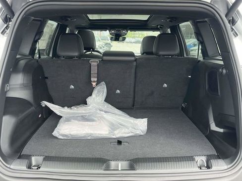 New 2026 Jeep Cherokee Limited image 18