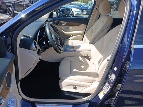 Used 2021 Mercedes-Benz GLC 300 GLC 300 image 9