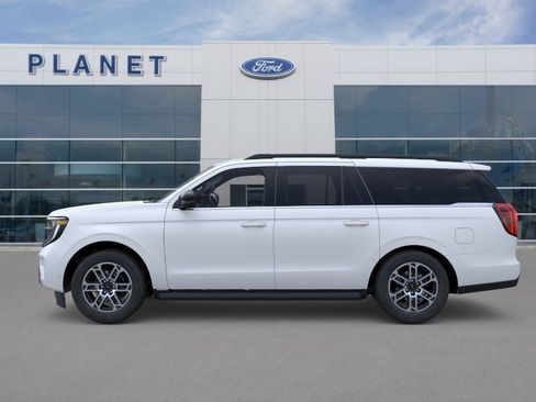 New 2026 Ford Expedition Max Active RWD image 3