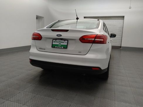 Used 2018 Ford Focus SE image 7