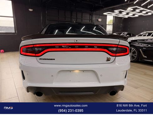 Used 2020 Dodge Charger Scat Pack RWD image 8