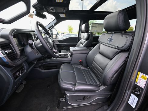 New 2026 Ford F350 Platinum AWD/4WD image 18