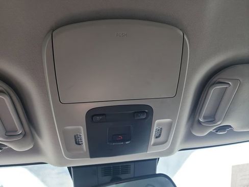 Used 2025 Toyota Camry LE image 20