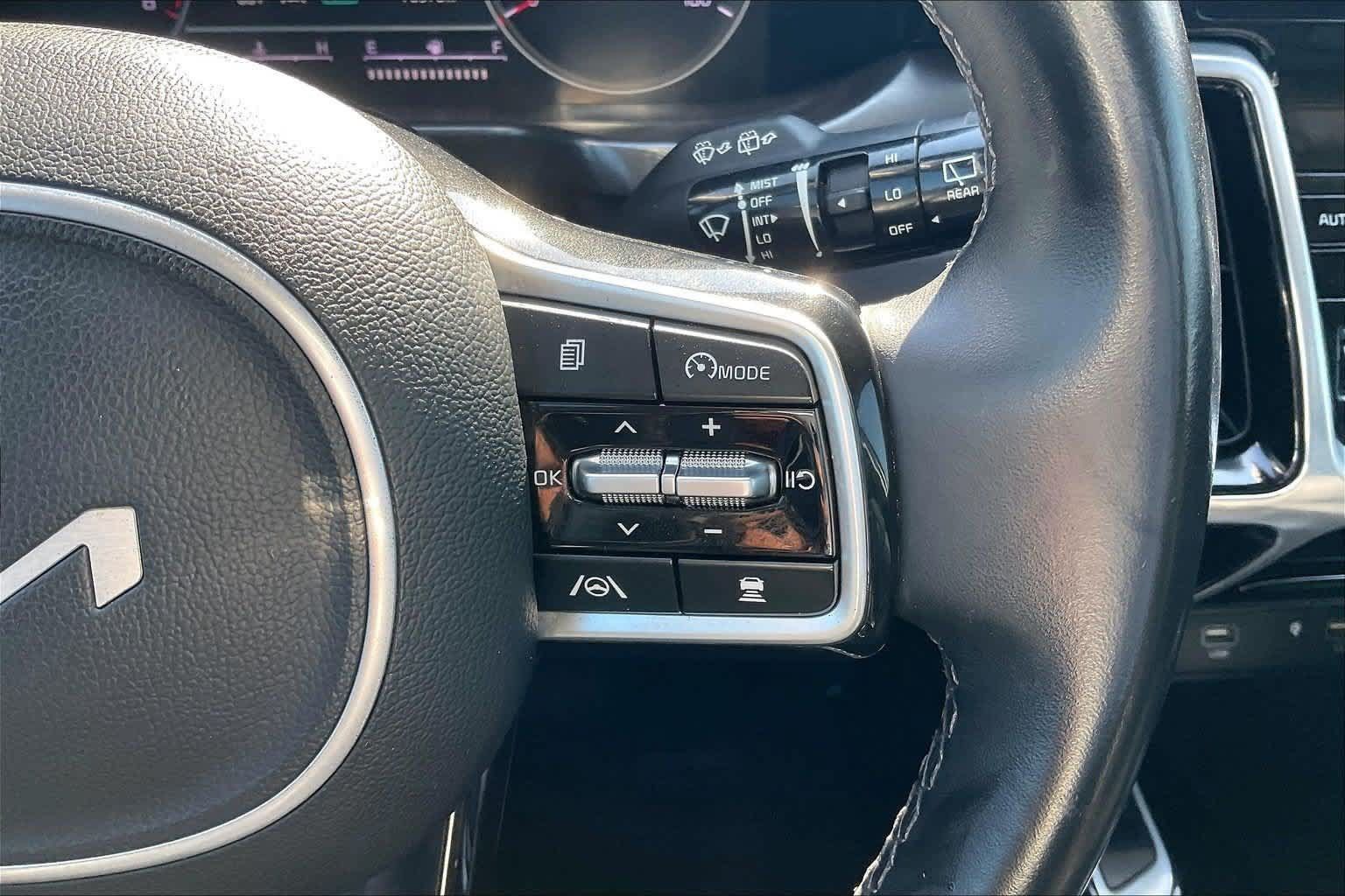 Used 2022 Kia Sorento SX FWD image 23