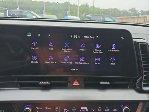 Used 2023 Kia Sportage EX AWD/4WD image 29